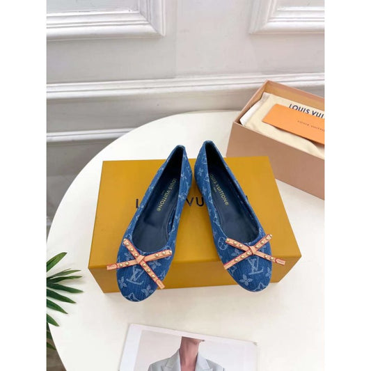 Louis Viutton Butterfly knot Flat Shoes SH010422