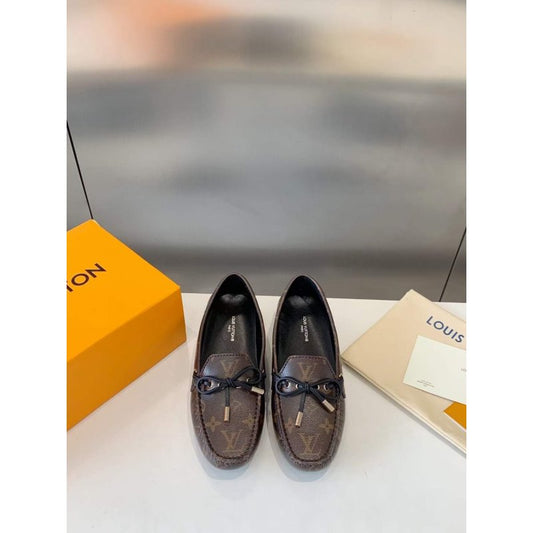 Louis Viutton Butterfly knot Flat Shoes SH010437