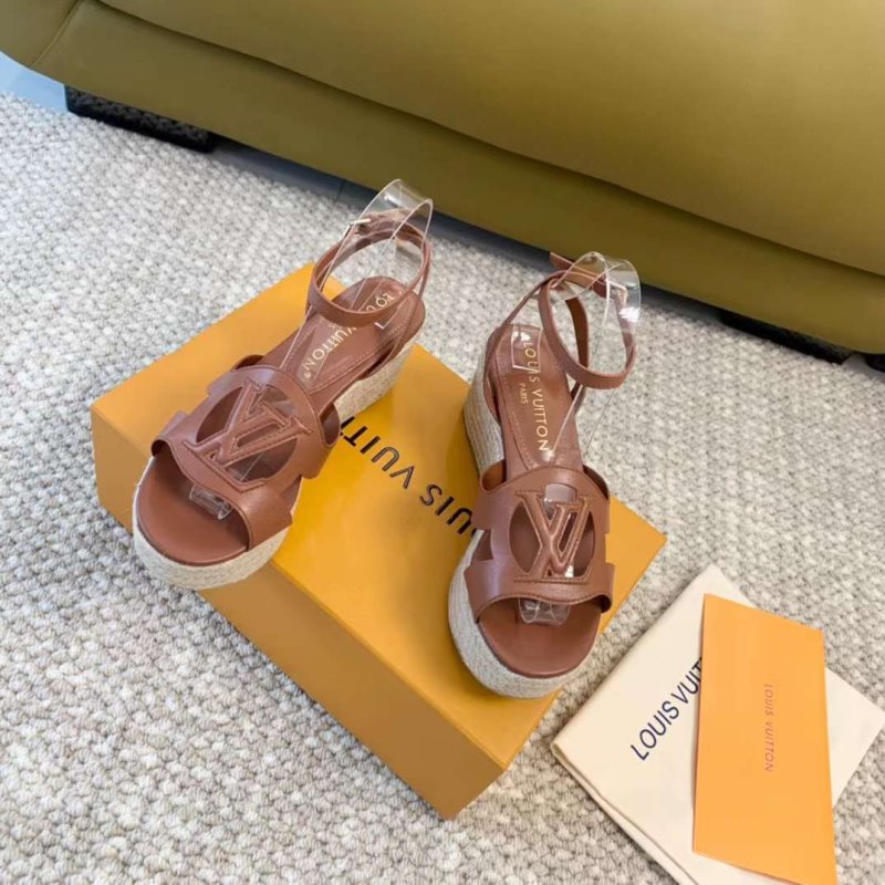 Louis Viutton Hollow Straw Wedge Sandals SH010385