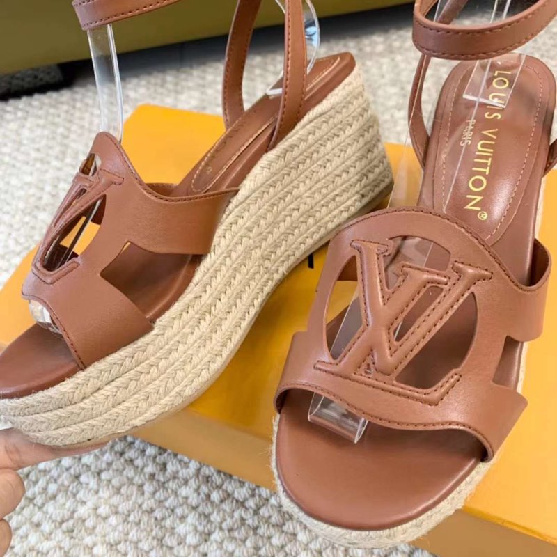 Louis Viutton Hollow Straw Wedge Sandals SH010385