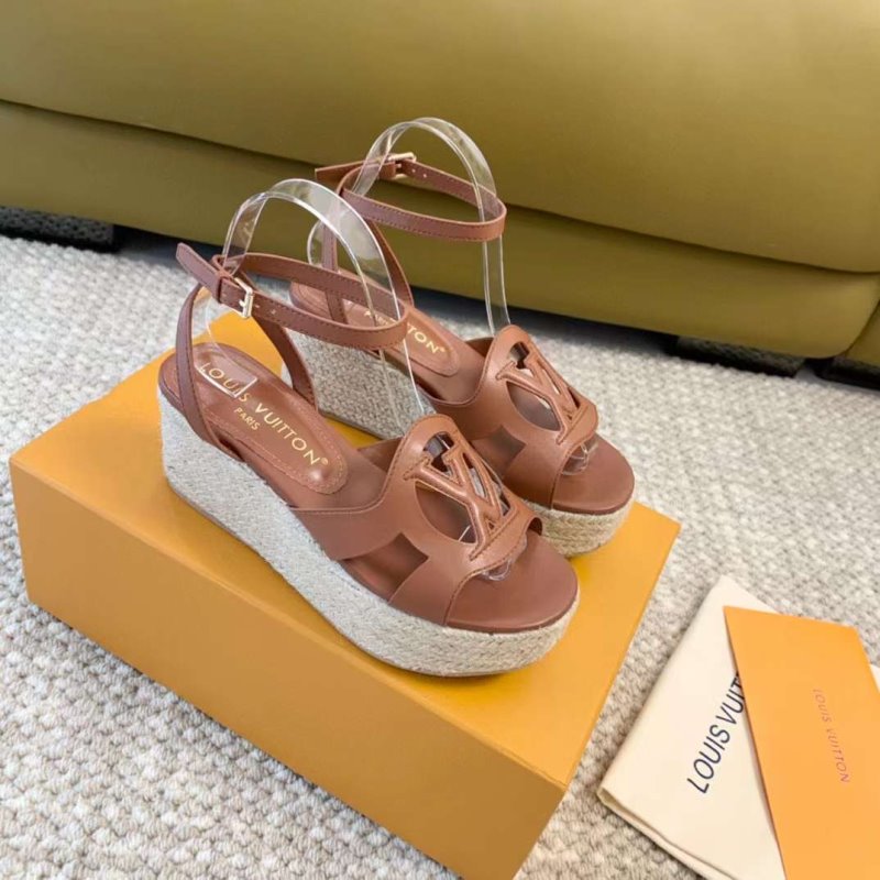 Louis Viutton Hollow Straw Wedge Sandals SH010385