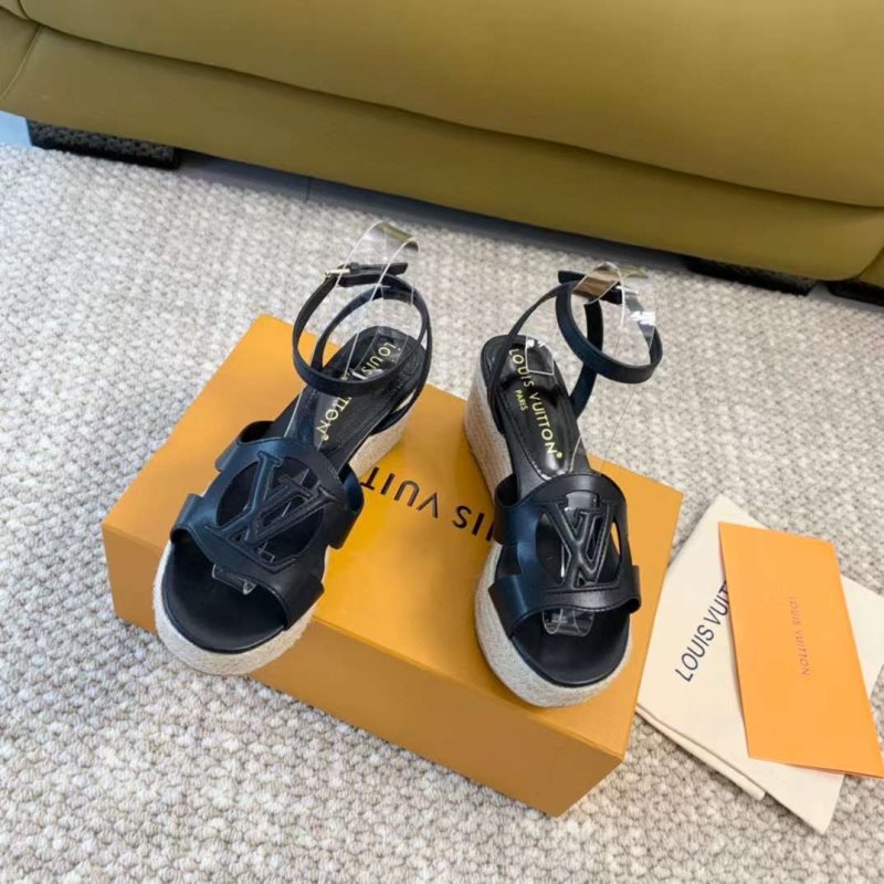 Louis Viutton Hollow Straw Wedge Sandals SH010386