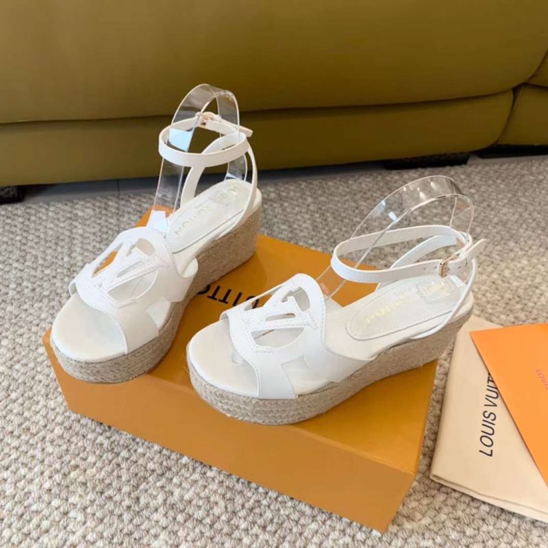 Louis Viutton Hollow Straw Wedge Sandals SH010387
