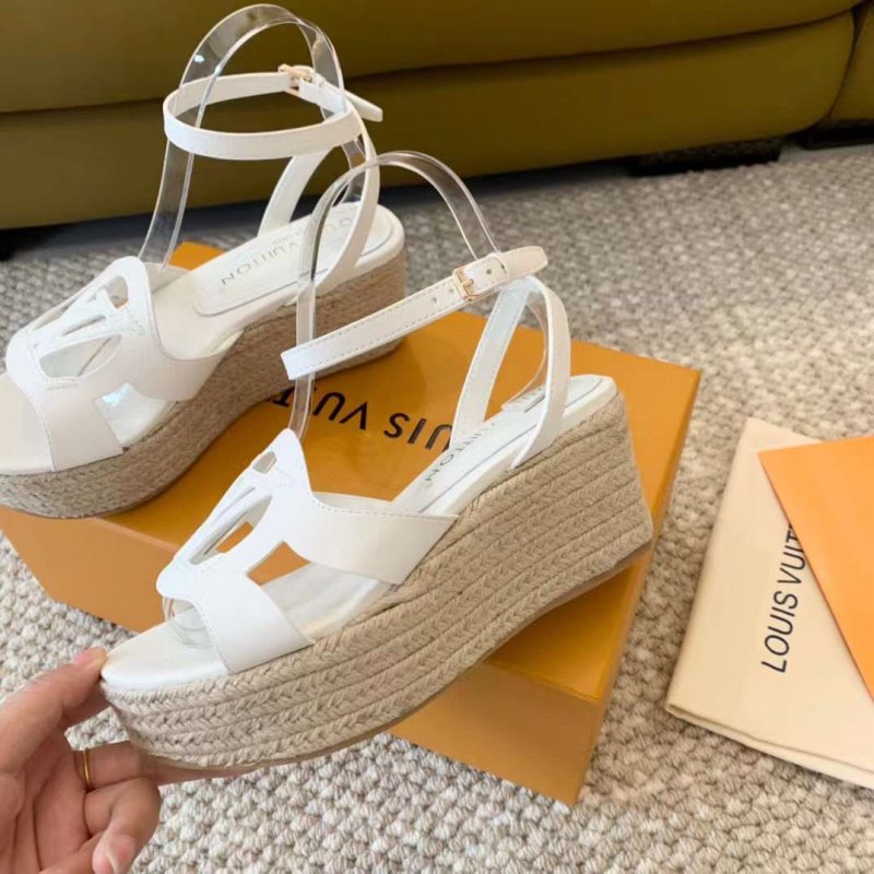 Louis Viutton Hollow Straw Wedge Sandals SH010387