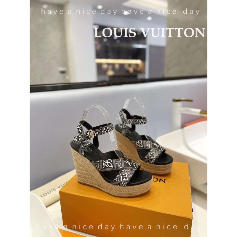 Louis Viutton Hollow Straw Wedge Sandals SH010388