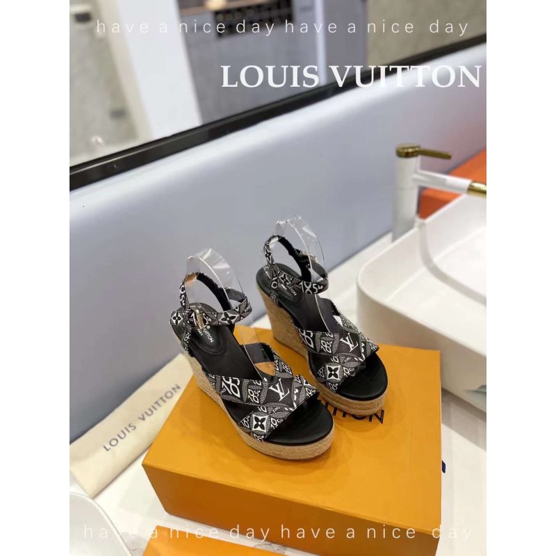 Louis Viutton Hollow Straw Wedge Sandals SH010388