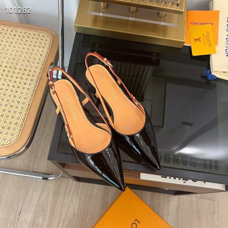 Louis Viutton Pointed Flat Sandals SH010447