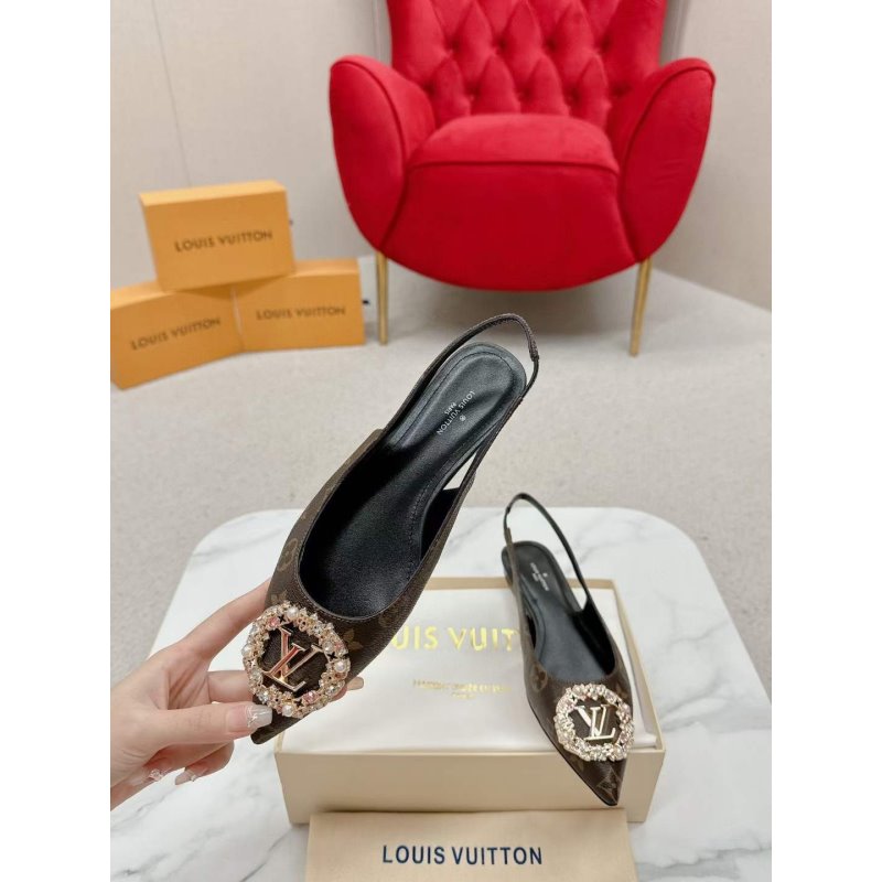 Louis Viutton Pointed Round Buckle Sandals SH010391