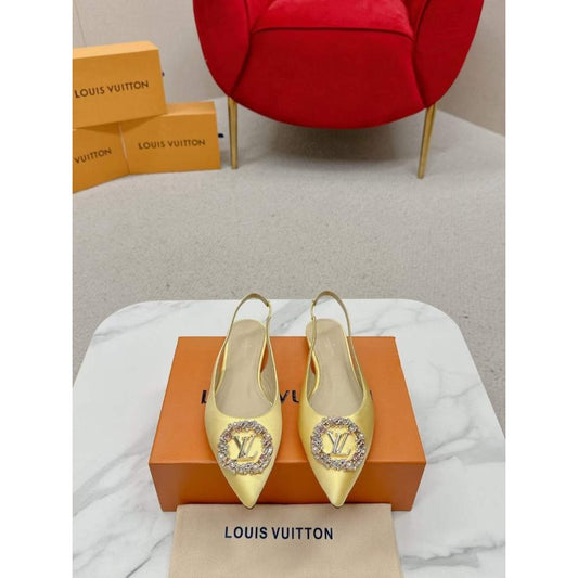 Louis Viutton Pointed Round Buckle Sandals SH010394