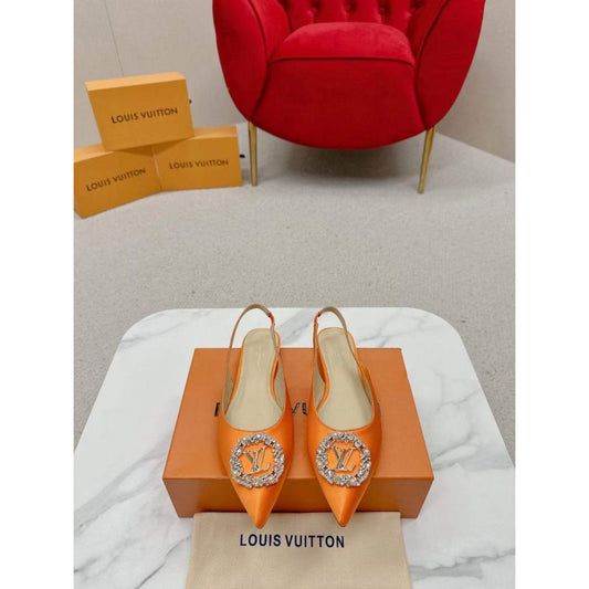 Louis Viutton Pointed Round Buckle Sandals SH010395