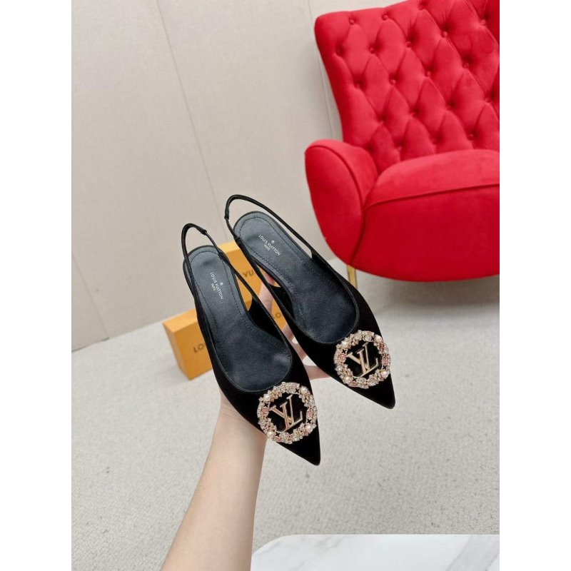 Louis Viutton Pointed Round Buckle Sandals SH010399