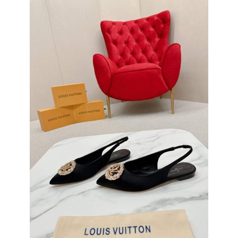 Louis Viutton Pointed Round Buckle Sandals SH010399