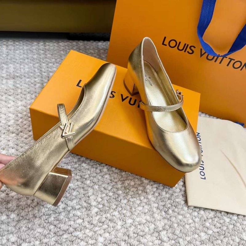 Louis Viutton Thick Heeled Sandals SH011003