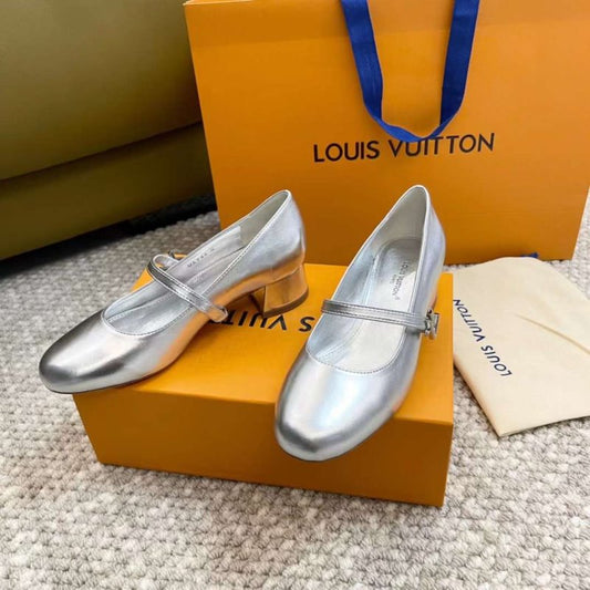 Louis Viutton Thick Heeled Sandals SH011004