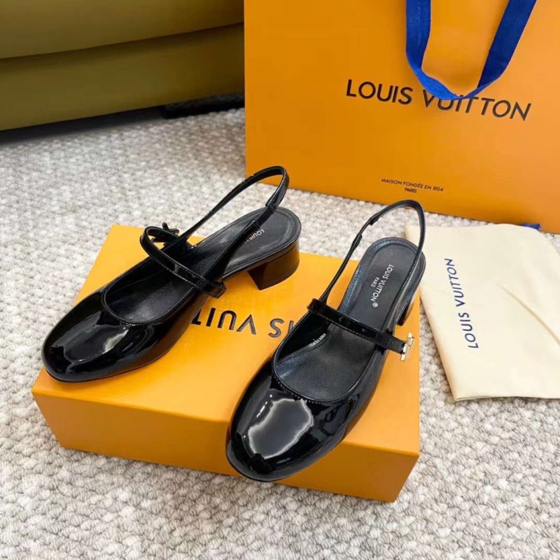 Louis Viutton Thick Heeled Sandals SH011008