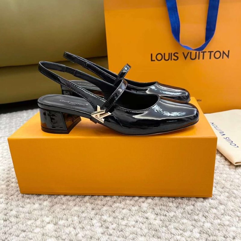 Louis Viutton Thick Heeled Sandals SH011008