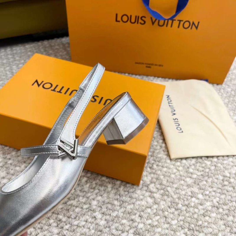 Louis Viutton Thick Heeled Sandals SH011009