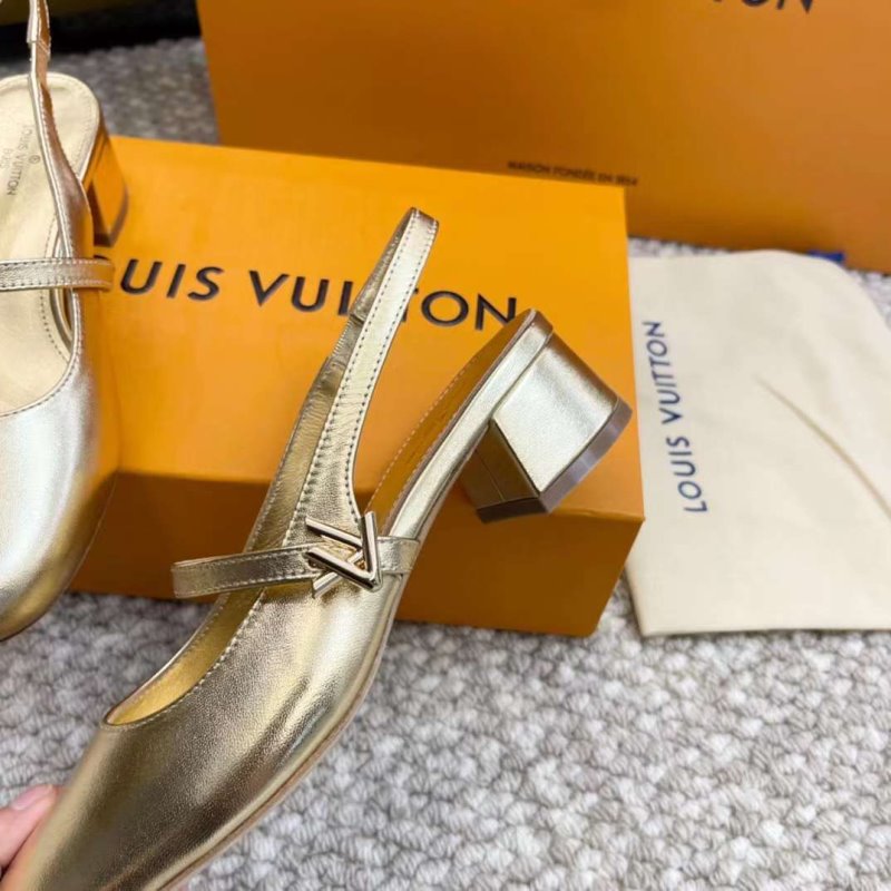 Louis Viutton Thick Heeled Sandals SH011010