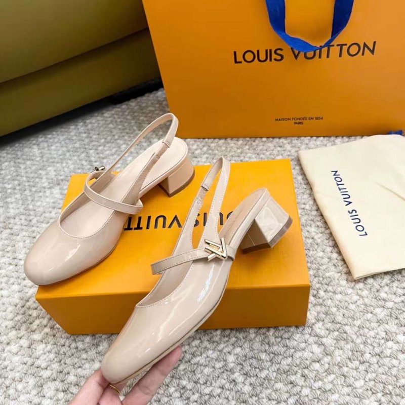 Louis Viutton Thick Heeled Sandals SH011011