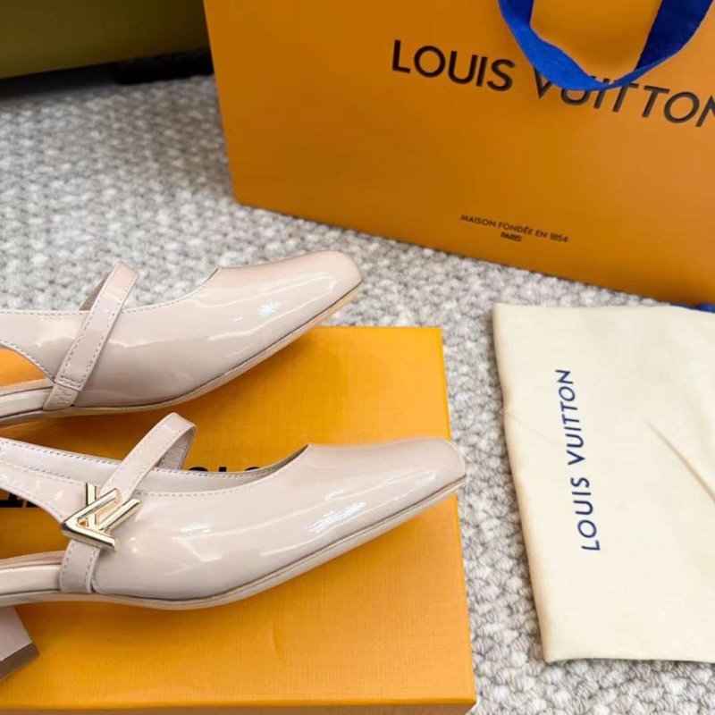 Louis Viutton Thick Heeled Sandals SH011011