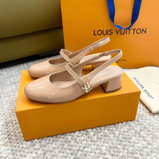 Louis Viutton Thick Heeled Sandals SH011012