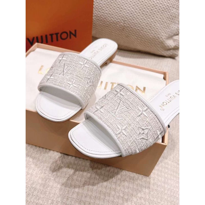 Louis Viutton Thick Heeled Slippers SH010425