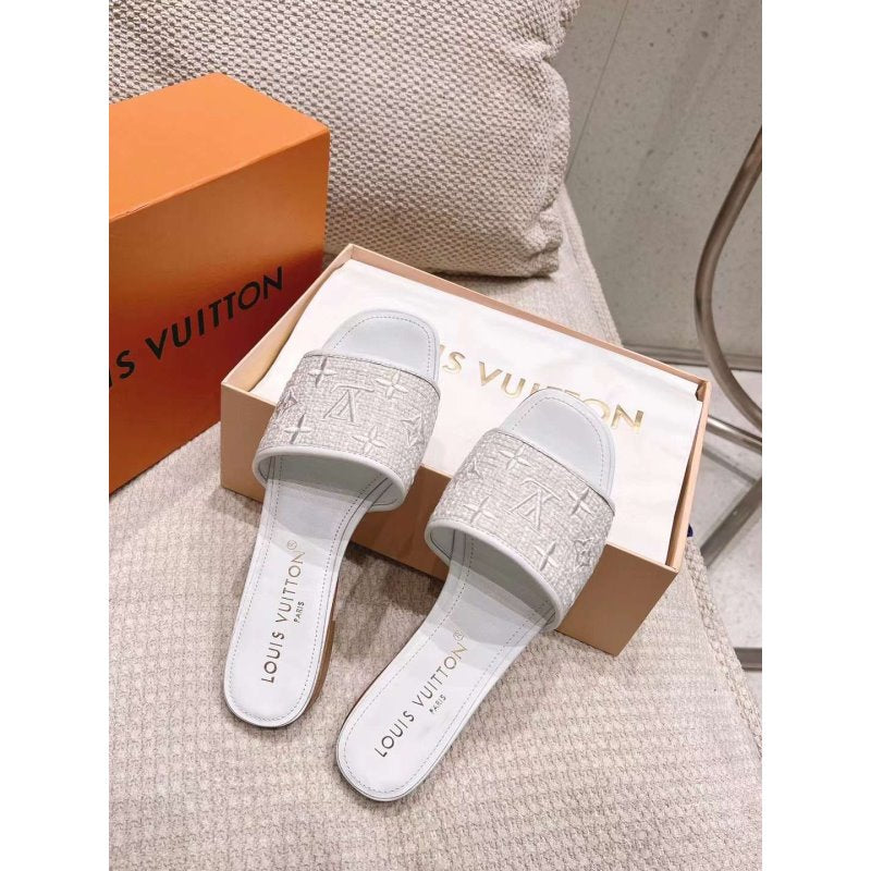 Louis Viutton Thick Heeled Slippers SH010425
