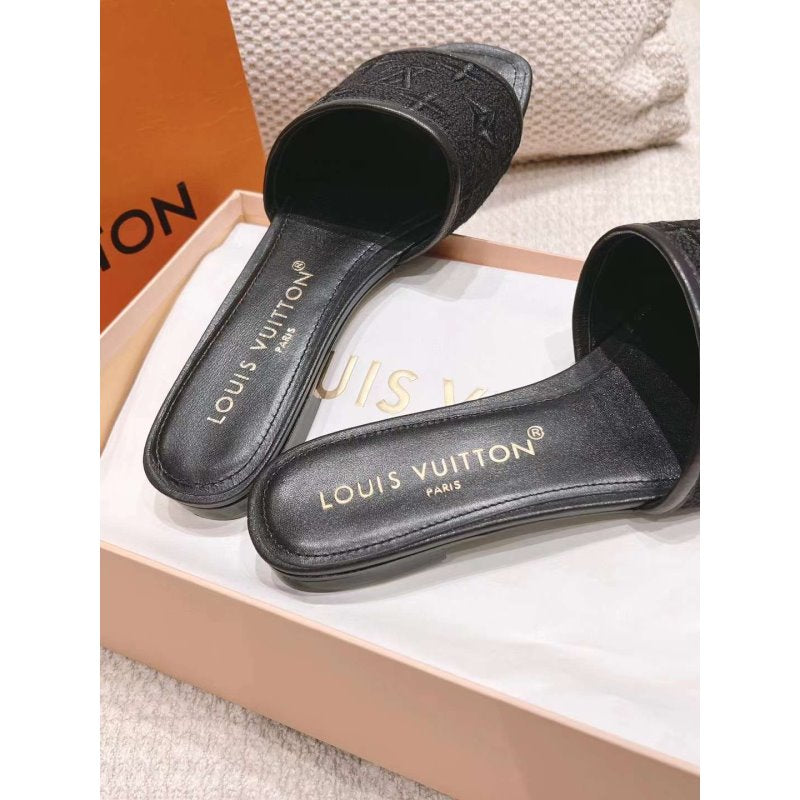 Louis Viutton Thick Heeled Slippers SH010426