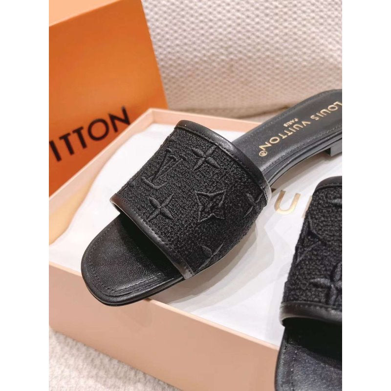 Louis Viutton Thick Heeled Slippers SH010426