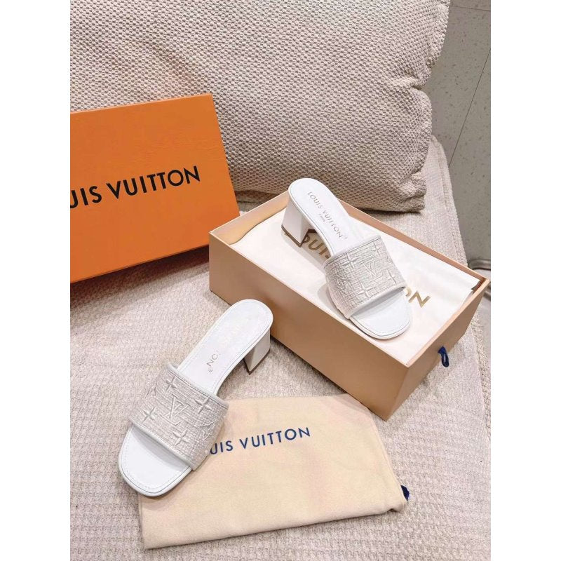 Louis Viutton Thick Heeled Slippers SH010427