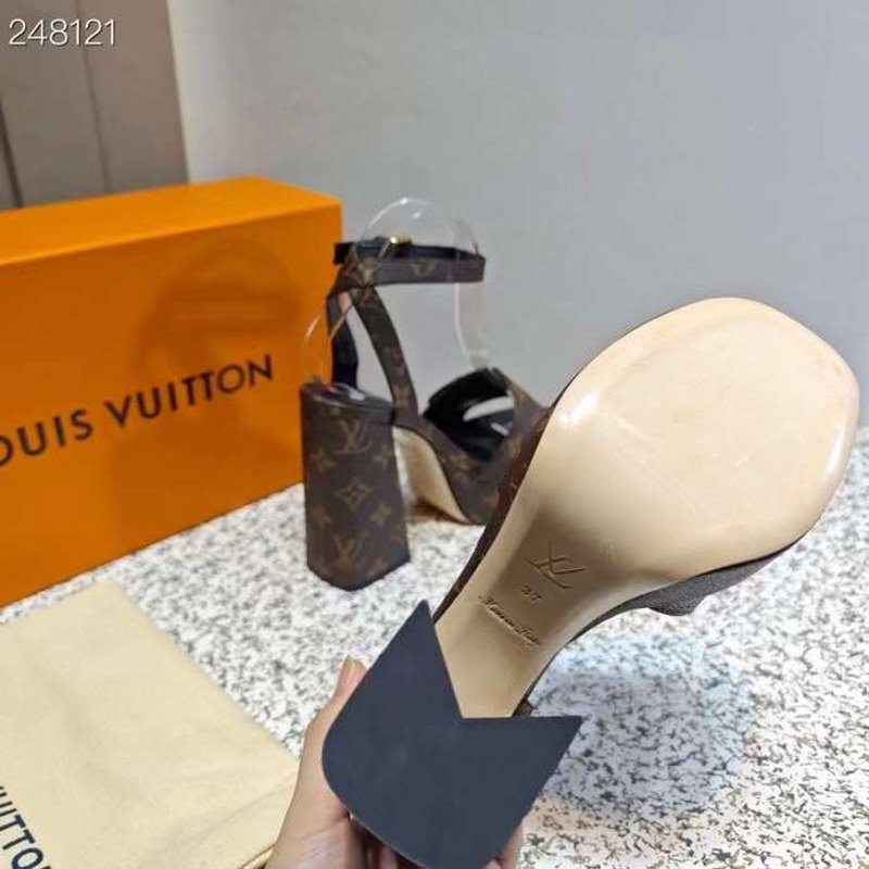 Louis Viutton Thick High Heeled Slippers SH010429