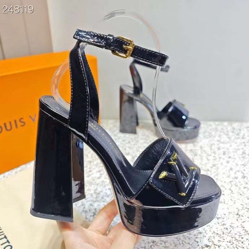 Louis Viutton Thick High Heeled Slippers SH010431