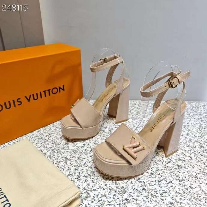 Louis Viutton Thick High Heeled Slippers SH010433