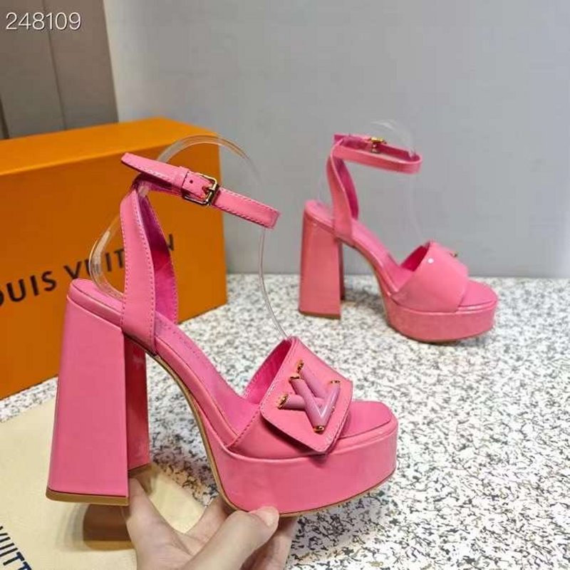 Louis Viutton Thick High Heeled Slippers SH010436