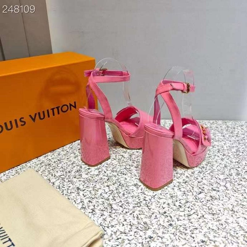 Louis Viutton Thick High Heeled Slippers SH010436