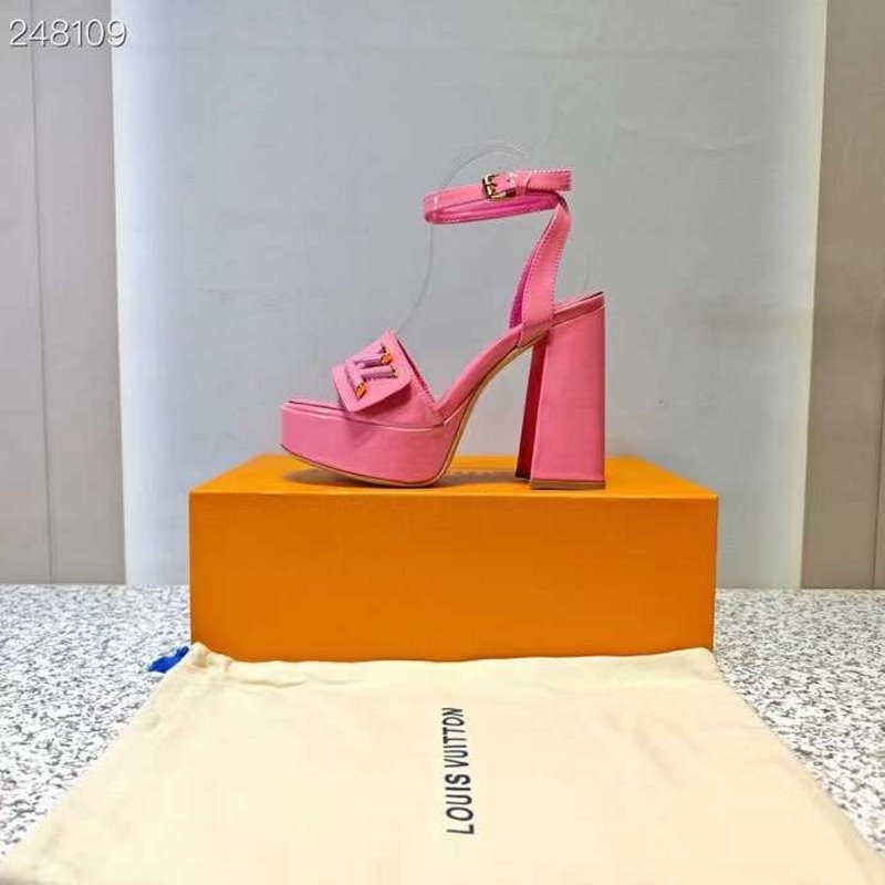 Louis Viutton Thick High Heeled Slippers SH010436