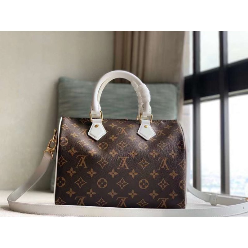 Louis Vuitton Bandouliere Bag BG02863