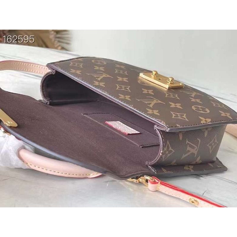 Louis Vuitton Cross Body Bag BG02892