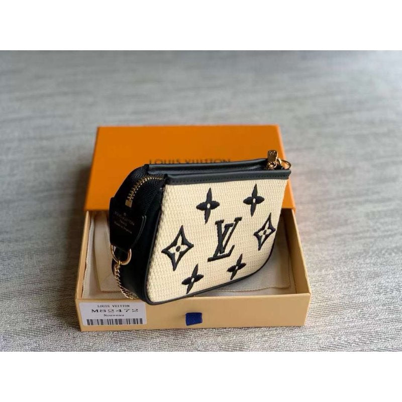 Louis Vuitton Mini Pochette Bag BG02856
