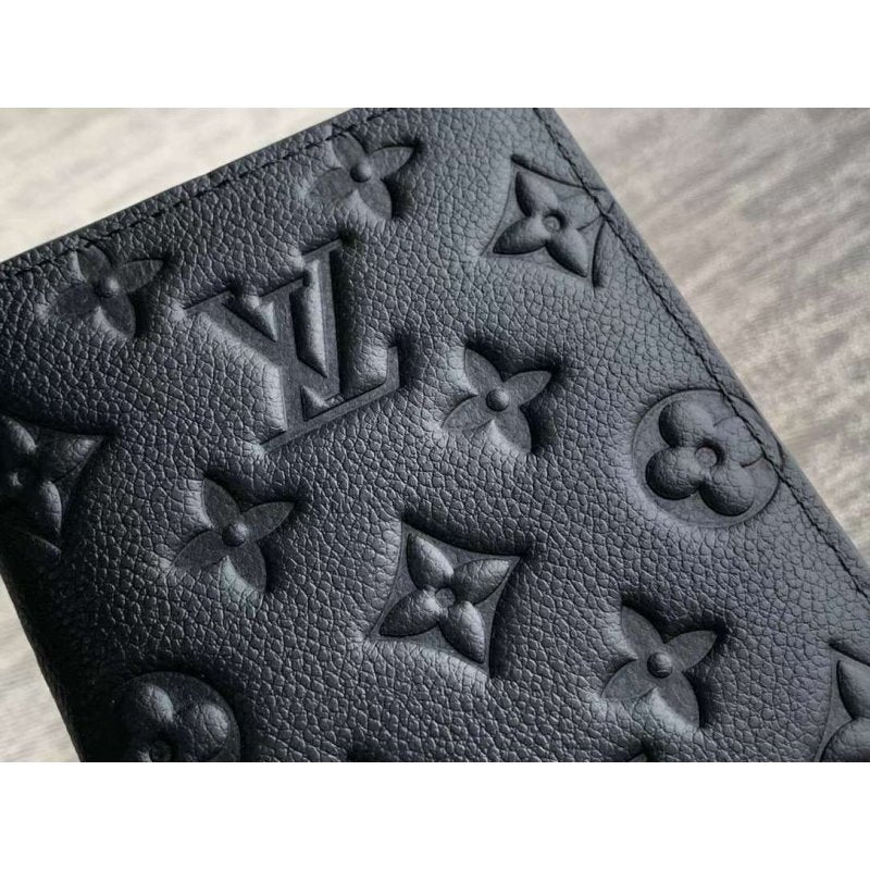 Louis Vuitton Wallet BG02825