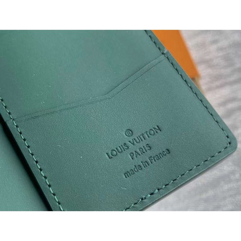 Louis Vuitton Wallet BG02838