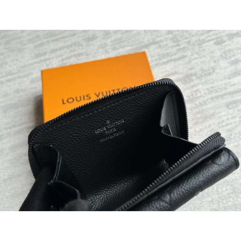 Louis Vuitton Zippy Wallet BG02822