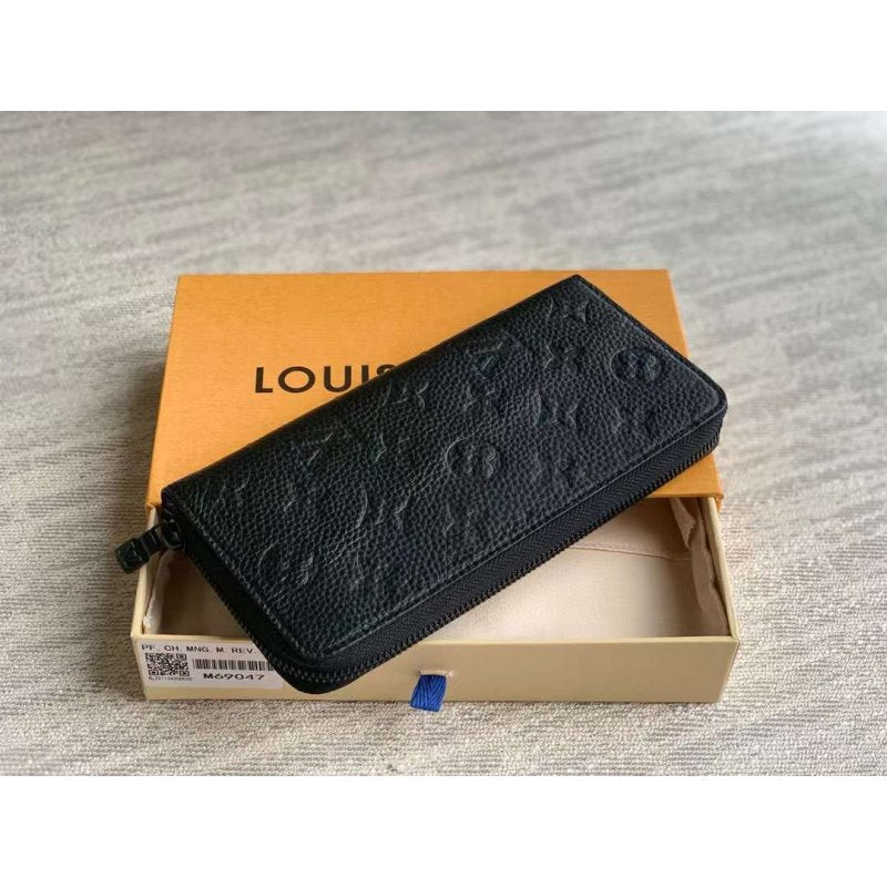 Louis Vuitton Zippy Wallet BG02827