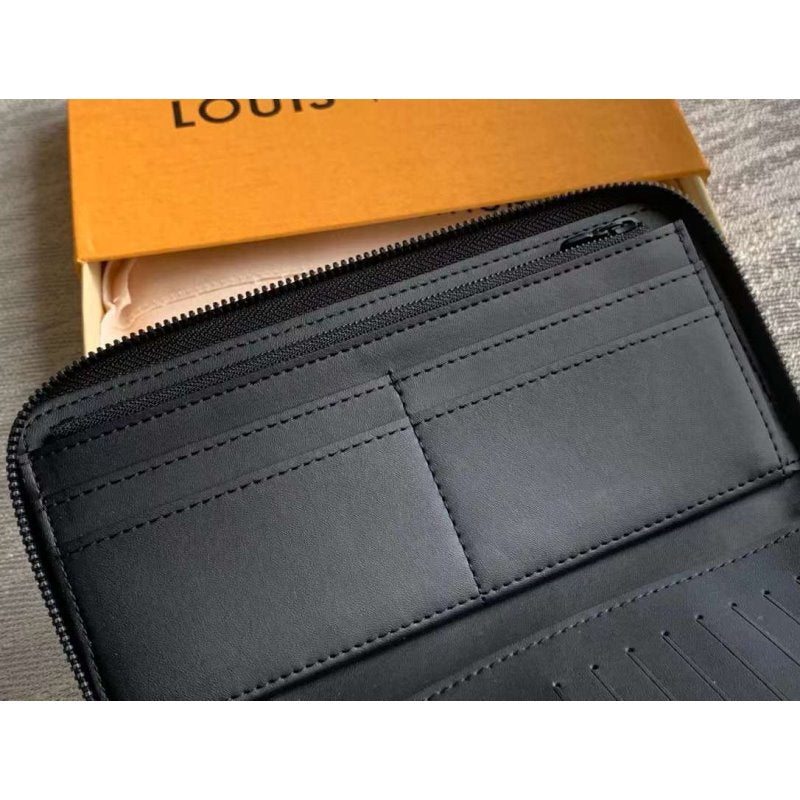 Louis Vuitton Zippy Wallet BG02827