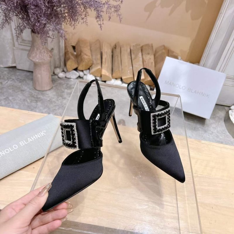 Manolo Blahnik Diamond Buckle Sandals SH010464