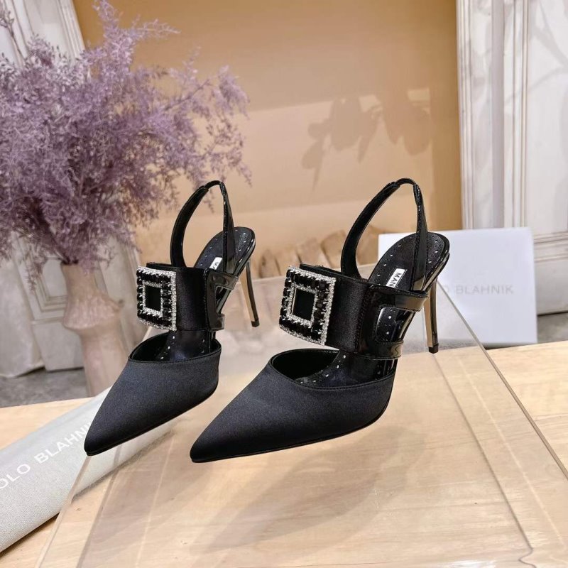 Manolo Blahnik Diamond Buckle Sandals SH010464