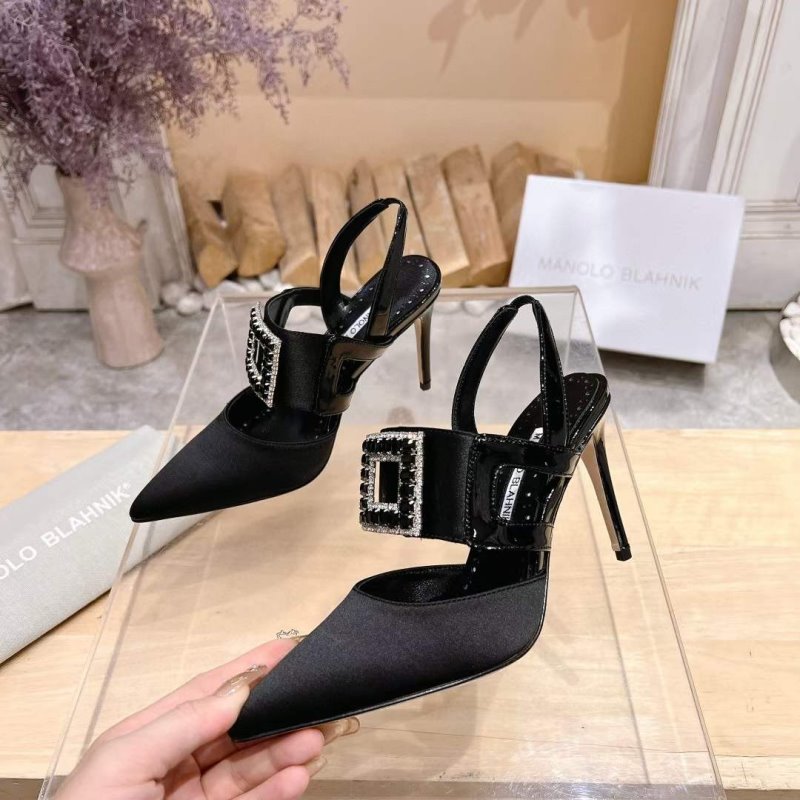 Manolo Blahnik Diamond Buckle Sandals SH010464