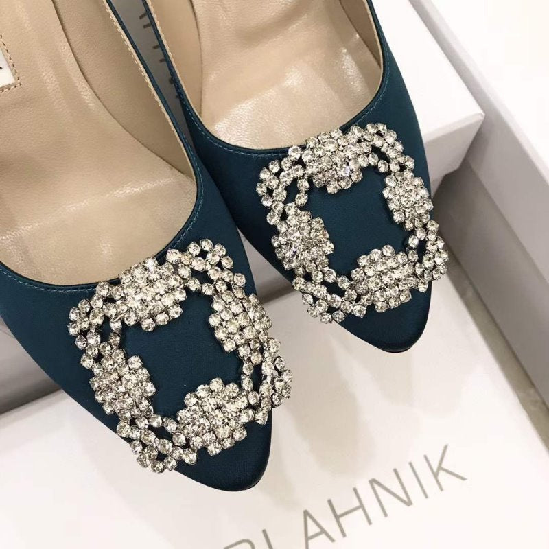 Manolo Blahnik Diamond Buckle Shoes SH010462
