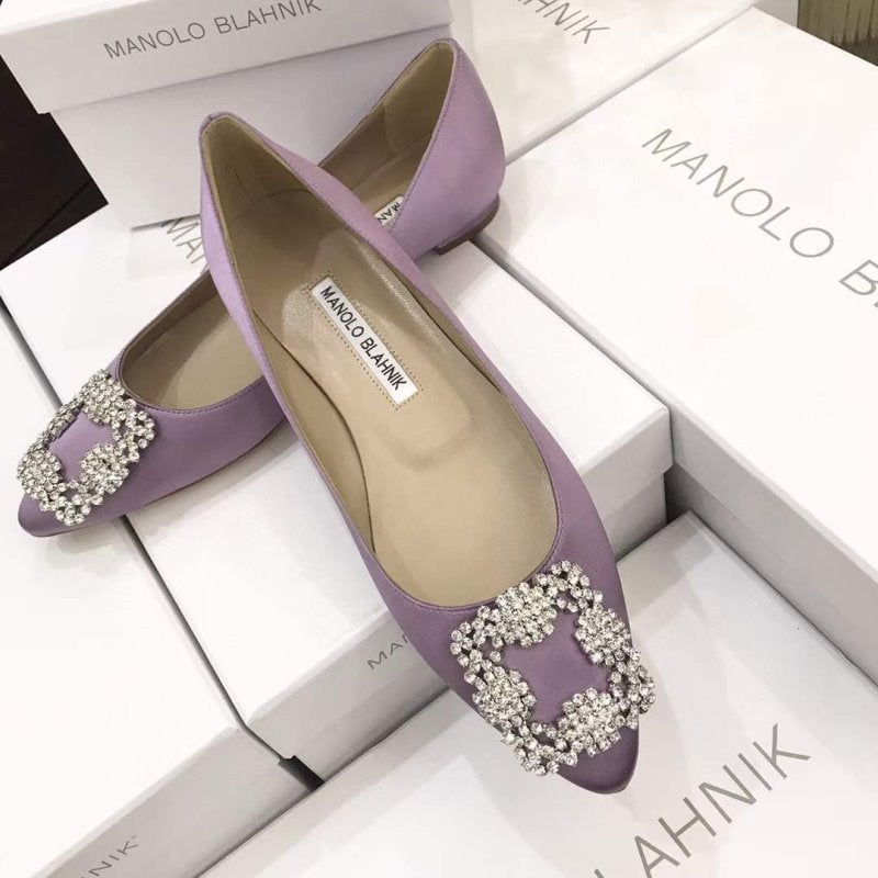 Manolo Blahnik Diamond Buckle Shoes SH010494