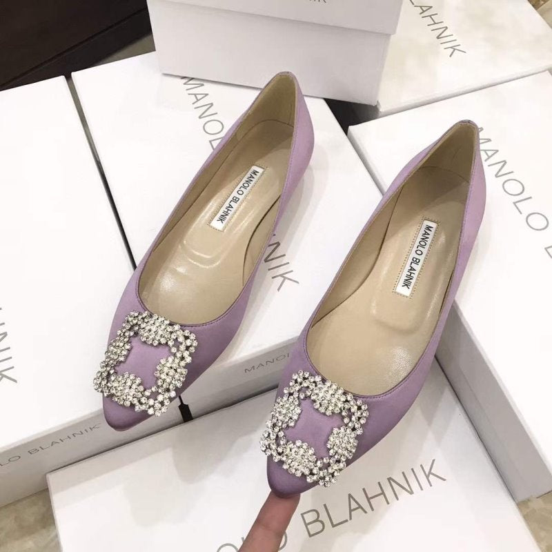 Manolo Blahnik Diamond Buckle Shoes SH010494